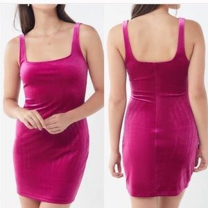 Urban Outfitters Hailey Velvet Magenta Pink Mini‎ Bodycon Dress Barbie 90s Small